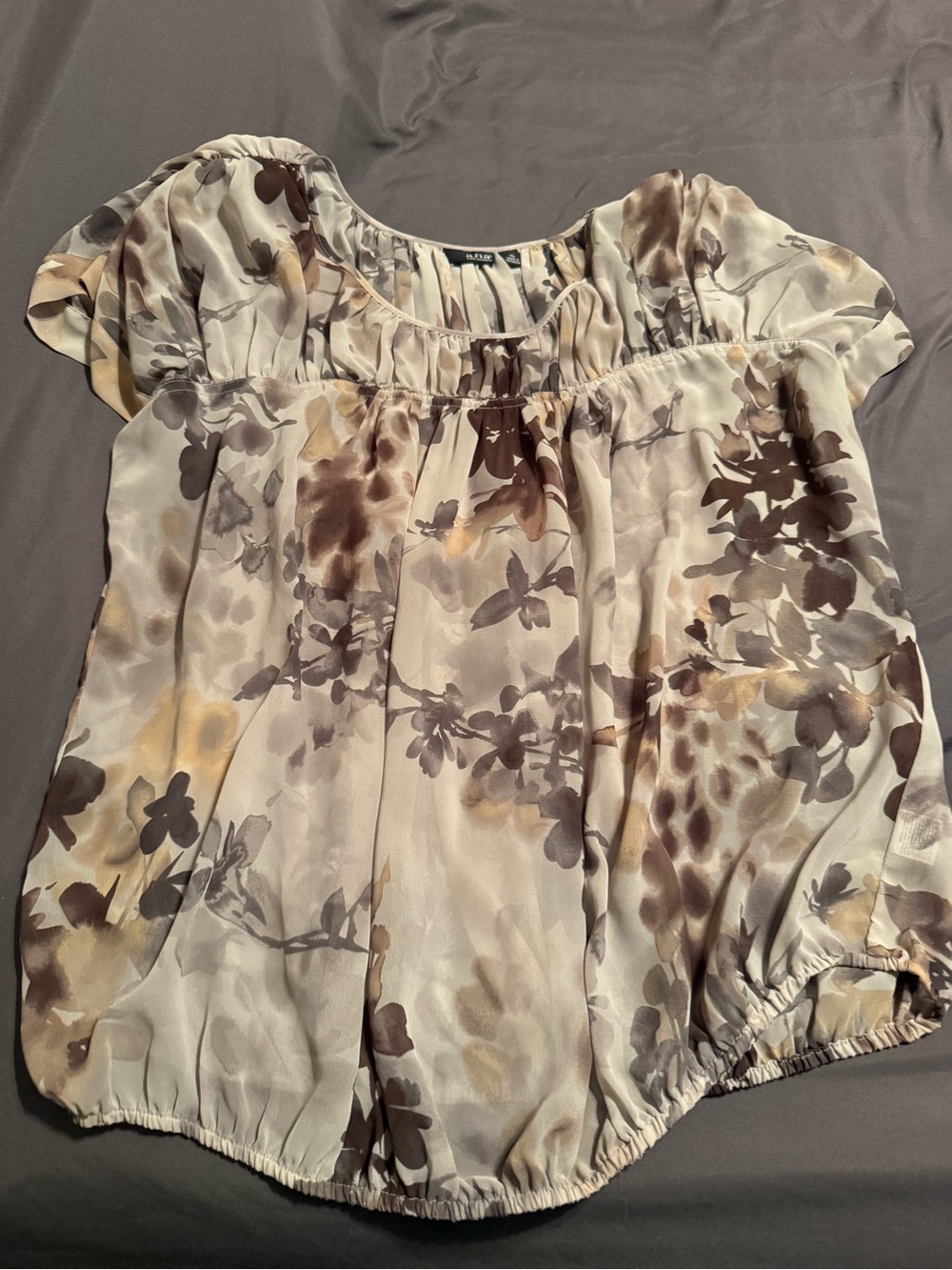 a.n.a Neutral Floral Short Sleeve Peasant Top